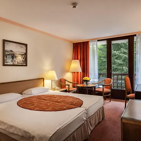 Ensana Thermal シャールヴァール